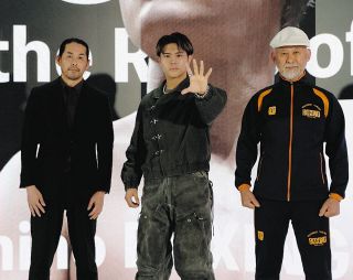 高橋藍、24歳誕生日に”あんぱん俳優”とのツーショット公開 ネット「2人