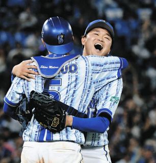 村上宗隆、日本シリーズは『三冠王手袋』で出場か ミズノが作成、本人