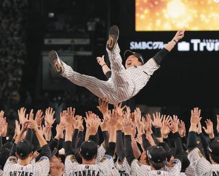 阪神】野村克也さん追悼特別ユニホームをチャリティーオークションに