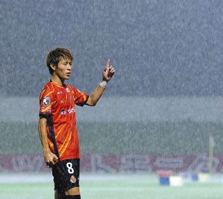 【名古屋グランパス】天皇杯の雷雨中止「選手にかなりのストレスを与えてしまうのが…」憂う小西社長