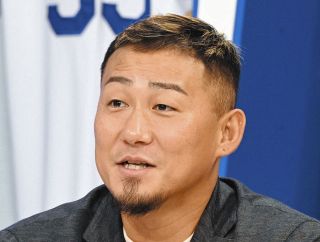 巨人・佐々木俊輔、640万円増の1840万円で契約更改 「1年間1軍帯同」で