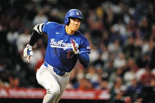 【今回限り】本物の本塁打王！MLB通算755本 ハンク.アーロン・直筆サイン色紙 ハンク・アーロンさん死去 メジャー通算755本塁打 NPB記録持つ王貞治