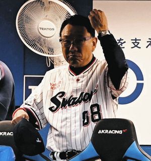 巨人】育成の梶谷隆幸と支配下契約、背番号は「13」 2021年に腰椎
