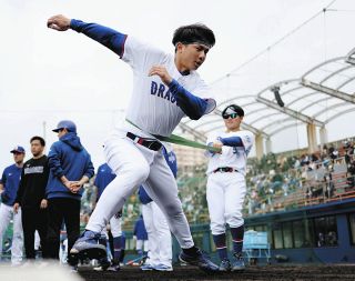 中日・田中幹也、華麗な守備 借りた「111」ユニで躍動 打ってはチーム