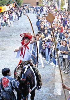 新聞ちぎり絵＞ 「辰」作品：中日新聞しずおかWeb