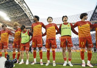 名古屋グランパス・GKピサノ、師匠・楢崎正剛コーチからの『金言』を胸