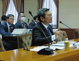 1学年105人3クラスが適切、名古屋市立大学の中高一貫校　大学側参考人が明らかに、市議会総務環境委員会