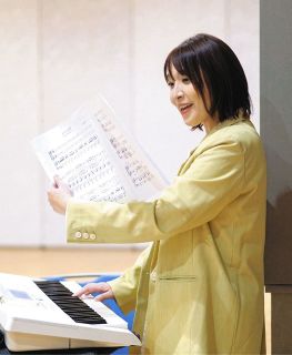 個性を磨く音楽スクール　岐阜県土岐市で宝塚歌劇団出身・RiRiKAさんが開設