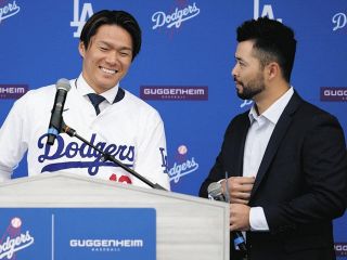 山本由伸ドジャース入団会見で浮き彫りになった日英通訳の難しさ「もしかしたら」の日本語が「probably」に通訳…米メディア色めき立つ