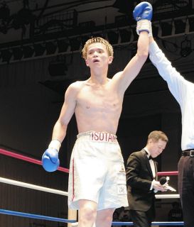 早稲田大学出身で初の世界王者 岩田翔吉、3回TKO勝ち 2度目の世界挑戦