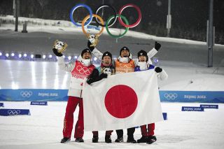 早大総長、ノルディック複合銅の日本チームを祝福「ヘッドコーチ、選手全員が卒業生…まさに『オール早稲田』で獲得したメダル」
