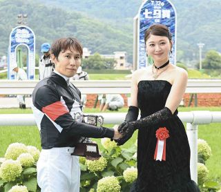 レモンポップ、地力見せつけJpn1昇格レース制す 坂井瑠「記念す