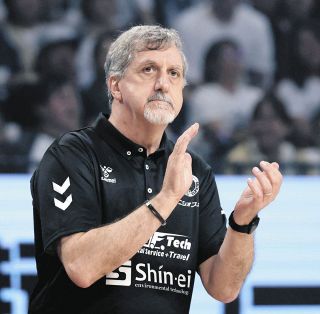 名古屋ダイヤモンドドルフィンズ・斎藤拓実、オフコートでも巧みな