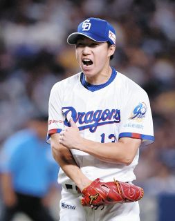 中日】「THANK YOU」「SHO NAKATA」中田翔引退Tシャツを着用し本人を