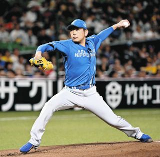 日本ハム】河野竜生 ビッグボス意識の赤いネクタイで更改 年俸1250万円