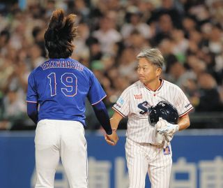 村上宗隆が先制の23号ソロ 5試合ぶりの快音は球団通算8500本塁打の節目