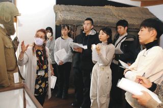 「満蒙開拓」の歴史、学んで伝えたい　沖縄の中学生が長野の各地を訪問