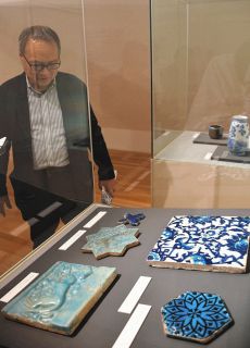 青の世界に魅せられ　多治見・モザイクタイルミュージアムで特別展の第2期