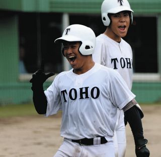 甲子園決勝『智弁対決』、両校の見分け方が話題 ユニホーム微妙に違い