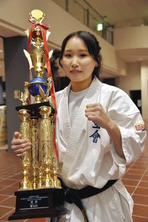 JKJO全日本ジュニア空手で悲願の初優勝　加茂農林高1年・西山さん