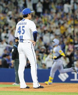 DeNA、恒例クリスマストークショーで三浦監督、牧秀悟、中川颯が
