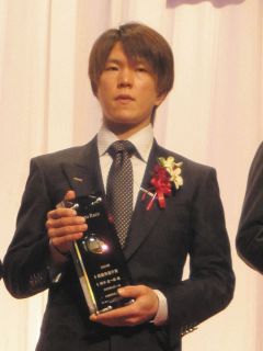 【オートレース】年間最多114勝、連続勝利記録を18に伸ばした鈴木圭一郎がMVP「昨年は記憶に残る年に」