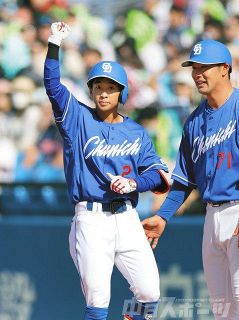 ヤクルト―中日　田中