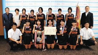 「最高の思い出」　かかみがはらクラブ、全日本中学生ホッケー女子に初出場でV
