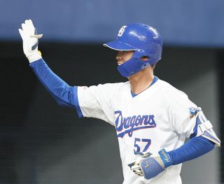 今季7度目の先制打！阿部寿樹「くそだった」昨季から“シンプル”な