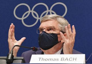「国辱もの」IOCバッハ会長が菅首相＆小池知事に『最高功労賞』授与で憤りの声「本当に働いた人たちは…」