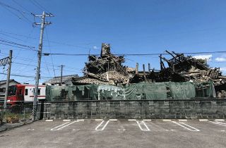 【動画】名鉄笠松駅近くの本殿が一部崩落　住民「ごう音で、外に出て驚いた」以前から危険性指摘