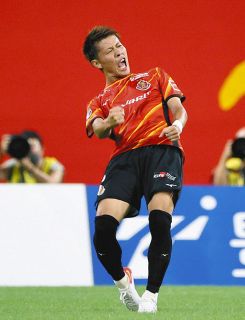 柿谷曜一朗 中日スポーツ 東京中日スポーツ