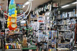 日々勉強し喜怒哀楽に共感　ナカヤ玩具店（亀山）