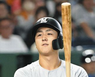ロッテ益田直也『柱巻きバナー』や選手の顔写真パネルなど…直筆サイン