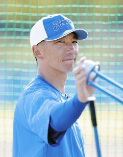 今季限りで引退の大野奨太が代打で適時打 代走送られ、チームメートが