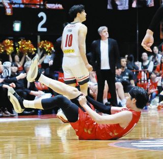 ◇清原和博、藪の“危険球”に怒りの表情【写真複数】：中日