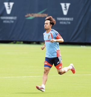 JFL鈴鹿が三浦知良との契約延長を横浜FCに要請する方針：中日スポーツ