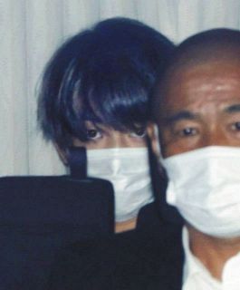 【写真】マスク姿で移送される伊藤健太郎容疑者