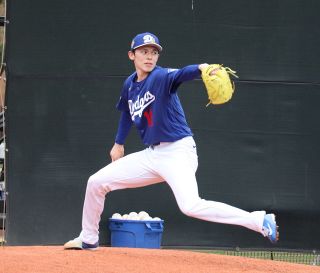 ドジャース大谷翔平の全身ユニホーム姿をMLB公式Xが紹介…マウンドと