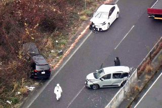 臨場感ある山々の稜線 名古屋で日本画・浅野忠さん個展：中日新聞Web