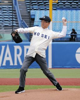 大谷翔平らドジャースナイン「#MAX STRONG」Tシャツ着用…難病と 大谷翔平らドジャースナイン「#MAX STRONG」Tシャツ着用…難病と