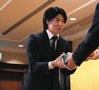 井端弘和さんの長男・巧くんが「2番二塁」12チームでただ1人5年生で