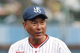 ロッテ】岡大海の逆転サヨナラ弾バットをプレゼント 殊勲の一発で折れ