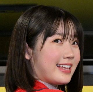 「瀬戸内の天使じゃけぇ」STU48・甲斐心愛、瀬戸内海をバックにした白コーデに絶賛の声「透明感ハンパない」