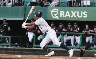 プロ注目の東洋大・池田彪我、今季初勝利もたらす逆転タイムリー