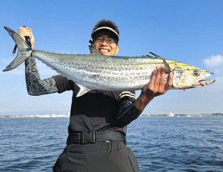 サワラ本番　「デカい！！」釣友９６センチ５キロ　三重・四日市ボート