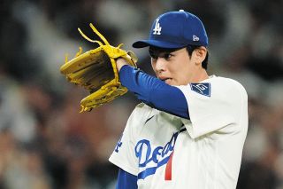 佐々木朗希、『R・SASAKI』ドジャースユニホームの理由は… 「ほかに