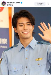 ◇浅野忠信、『加工しすぎ』全身ショット【写真】：中日スポーツ・東京