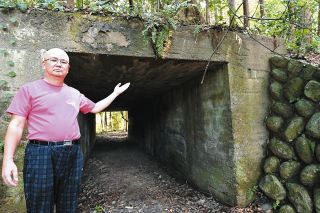 津を走った軽便鉄道・中勢鉄道、線路供出の道　住民グループが記録集を発行