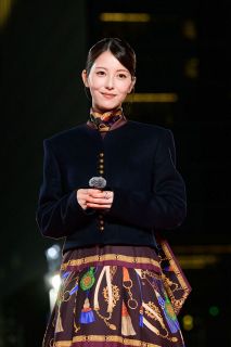 寺尾聰、前日に急きょ決定 主演映画大ヒット御礼で横須賀の劇場を